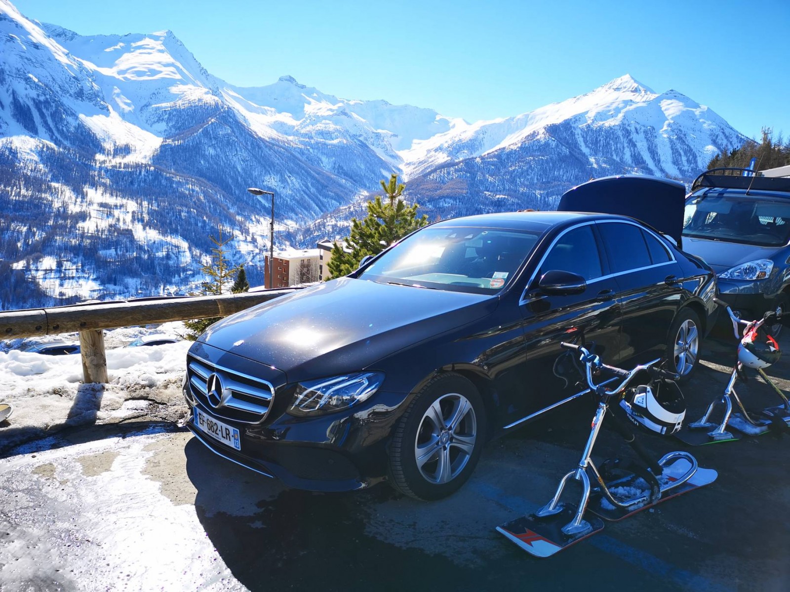 Transport véhicule avec chauffeur pour les stations de ski des Alpes du Sud de Marseille en VTC