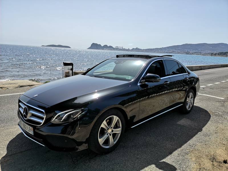 Transfert Mercedes Classe E avec chauffeur VTC sur Aubagne